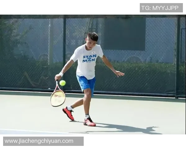 赛后分析:重庆网球队与北京网球队灵活性对比及战术探讨 赛后分析:重庆网球队与北京网球队灵活性对比及战术探讨