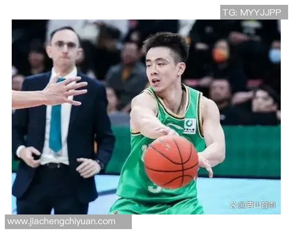 重庆篮球队荣登篮球状态排行榜首位引领全国篮球风潮 重庆篮球队荣登篮球状态排行榜首位引领全国篮球风潮